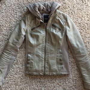 Maurice’s bomber jacket